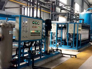 RO-GϵyС߉偠taoˮ̎O